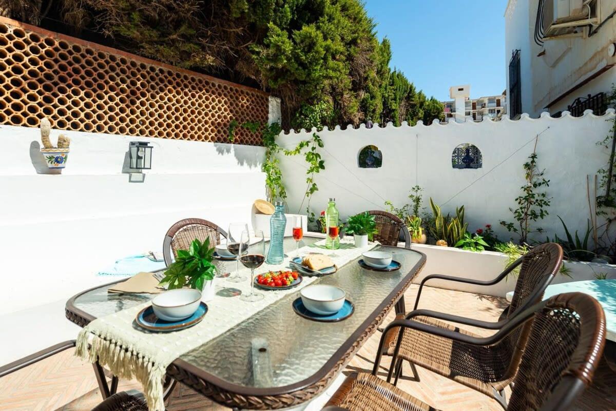 네르하 Pueblo Andaluz 빌라 외부 사진